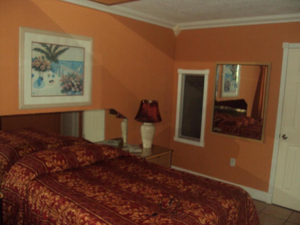 Hialeah Executive Motel マイアミ・スプリングス 部屋 写真