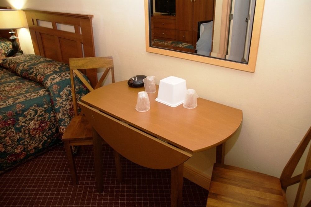 Hialeah Executive Motel マイアミ・スプリングス エクステリア 写真